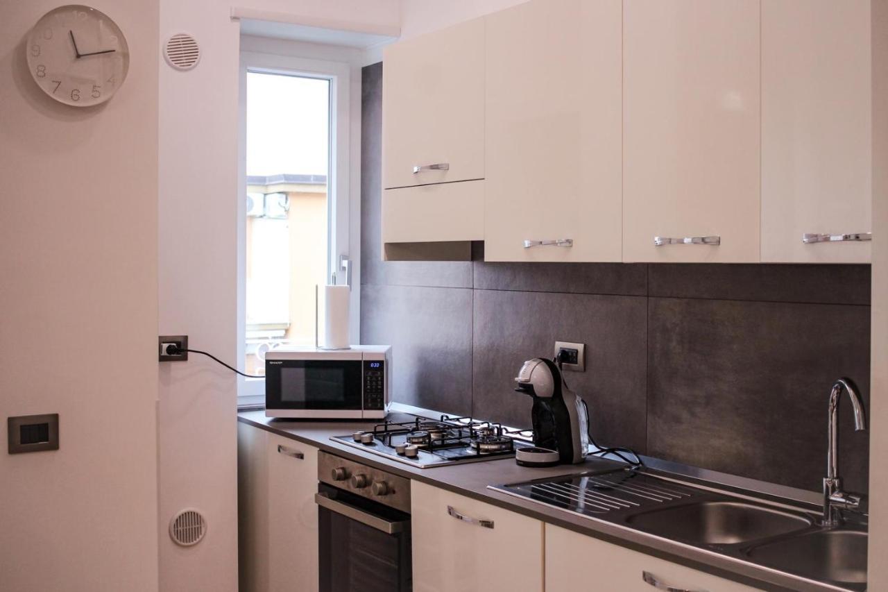 Carnale Guest House Salerno Bagian luar foto