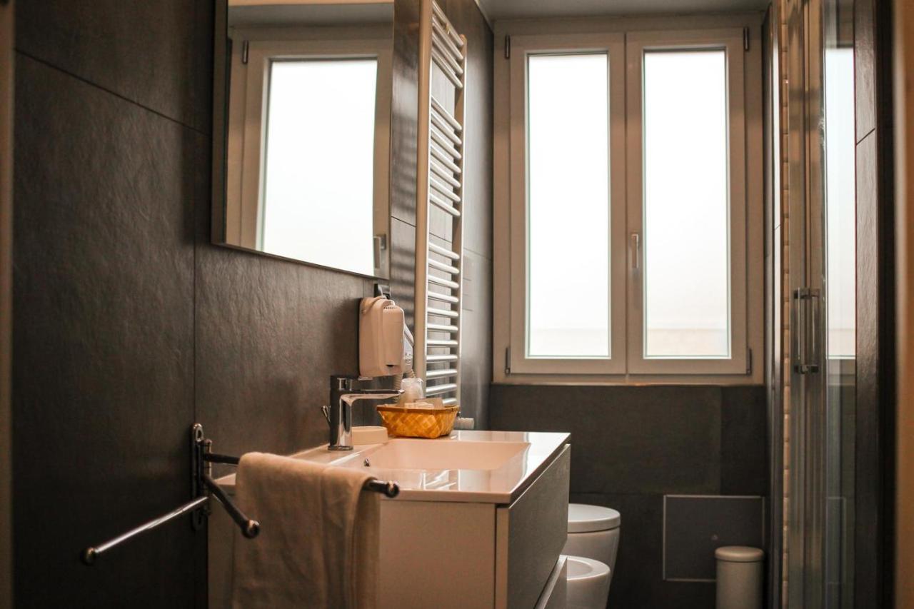 Carnale Guest House Salerno Bagian luar foto