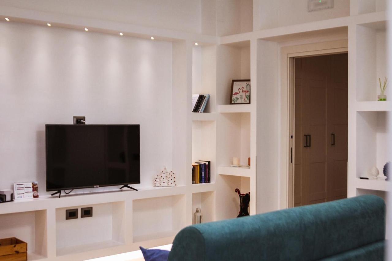 Carnale Guest House Salerno Bagian luar foto